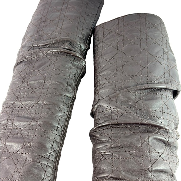 CHRISTIAN DIOR Quilted Brown Leather Cannage Slouch Women's Boots 37.5 - 7.5 US - Picture 9 of 15